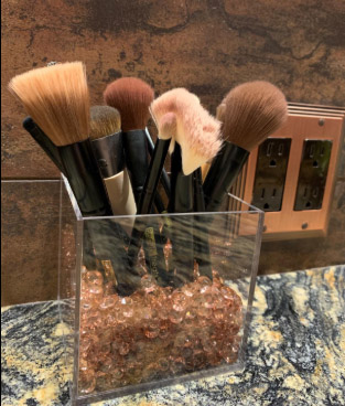 Pretty Display: Making Your Space Beautiful!