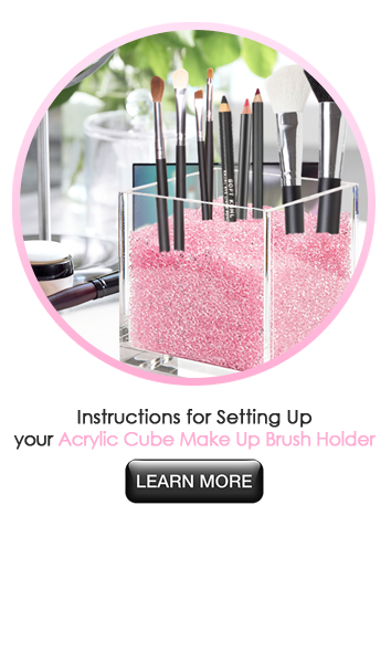 setting-up-acrylic-cube-make-up-brush-holder